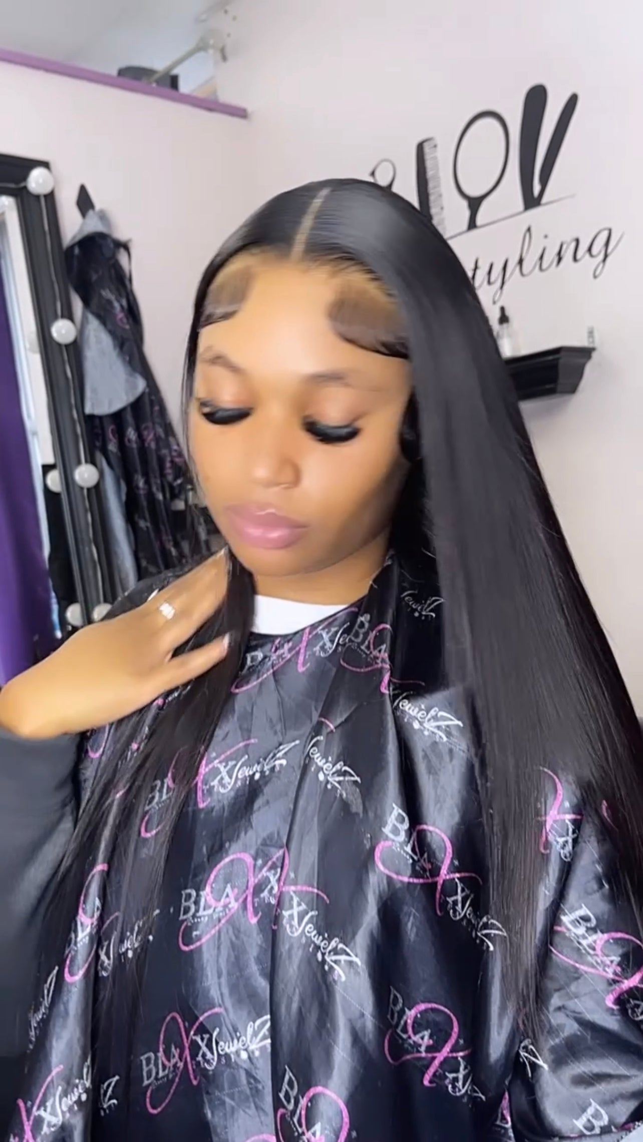 Full Lace Frontal Wigs